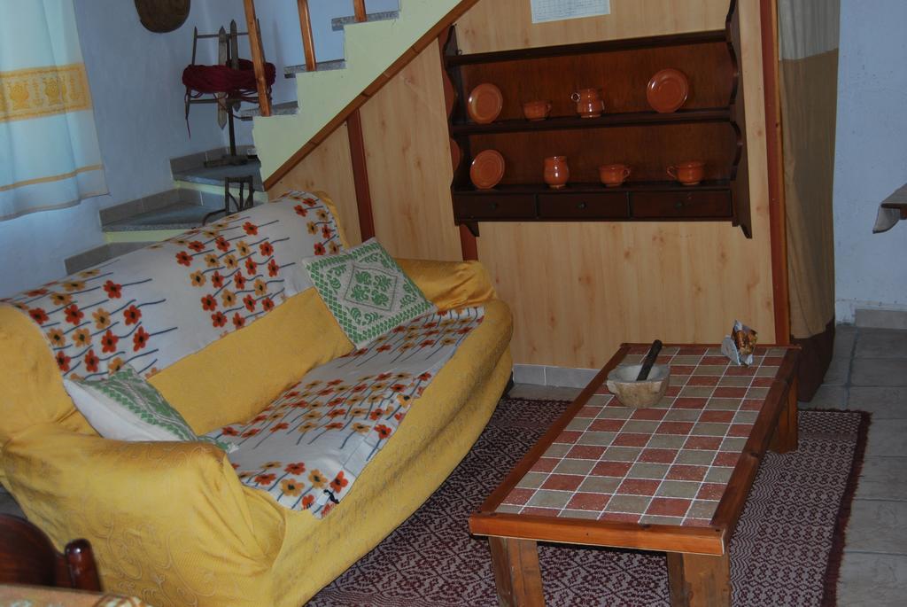 B&B Baddesalighes Bolotana Zewnętrze zdjęcie
