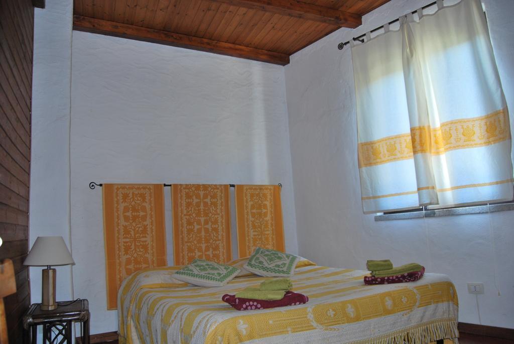 B&B Baddesalighes Bolotana Pokój zdjęcie