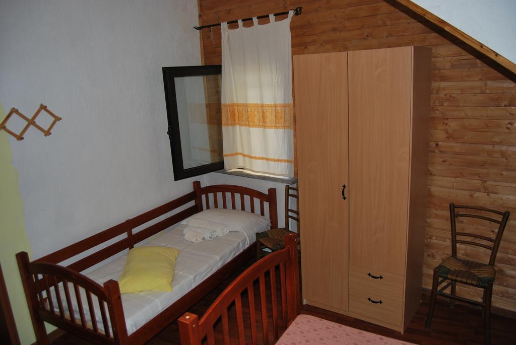 B&B Baddesalighes Bolotana Pokój zdjęcie